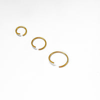 Seamless Gold Hoop