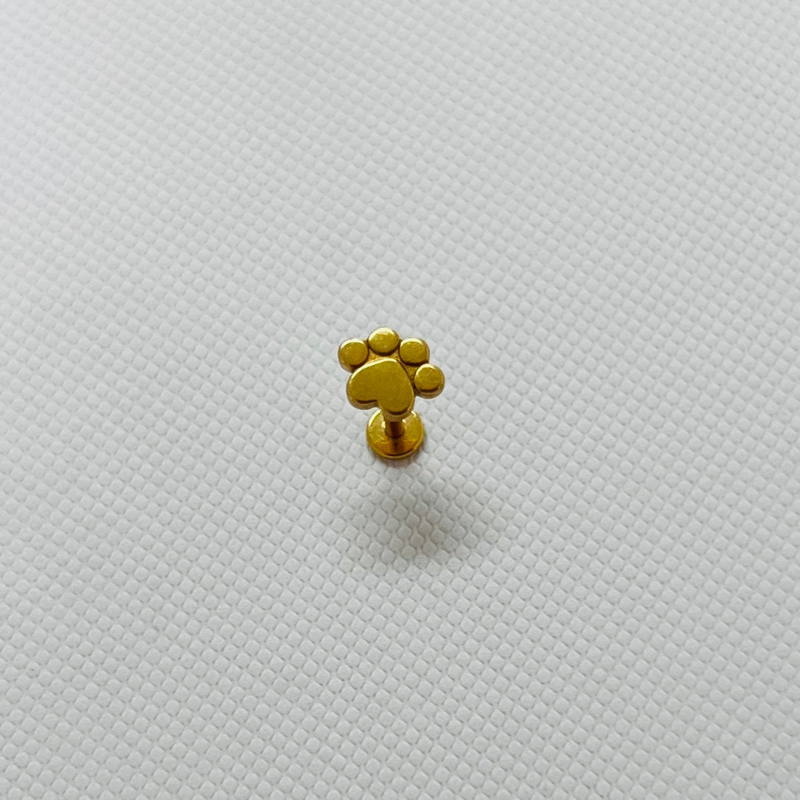 Dog Paw Flat Back Single Stud