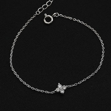 Mia Clover CZ Dainty Bracelet